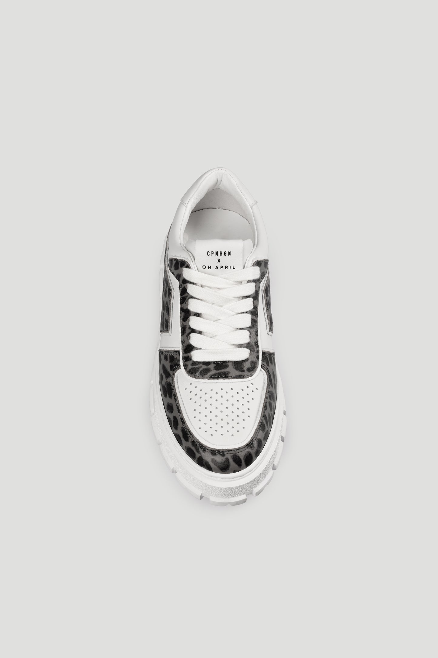 CPH332 x Oh April Leo Grey